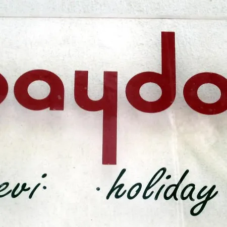 Paydos Nyaraló *